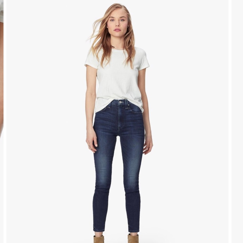 Mother Diamond Swooner Jeans Tongue and Chic